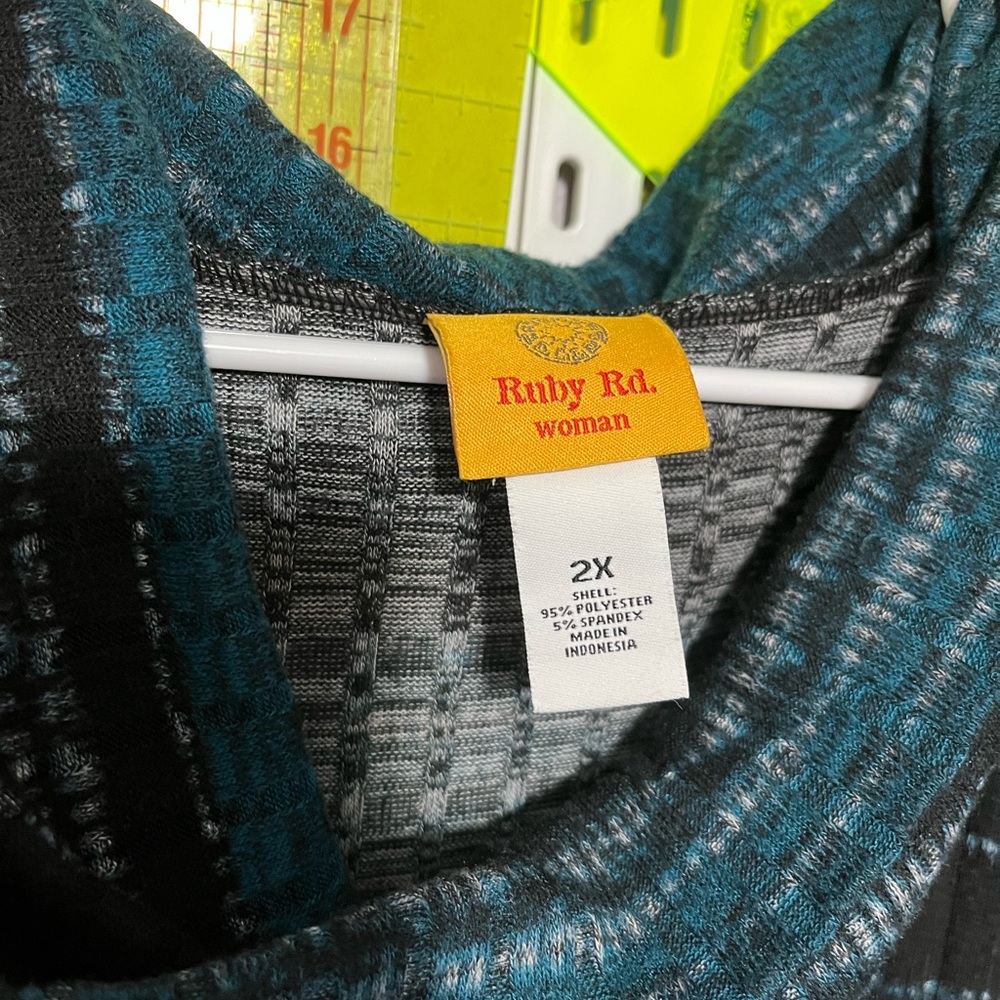 Ruby Rd Sharkbite Sweater 2XL - Picture 2 of 2